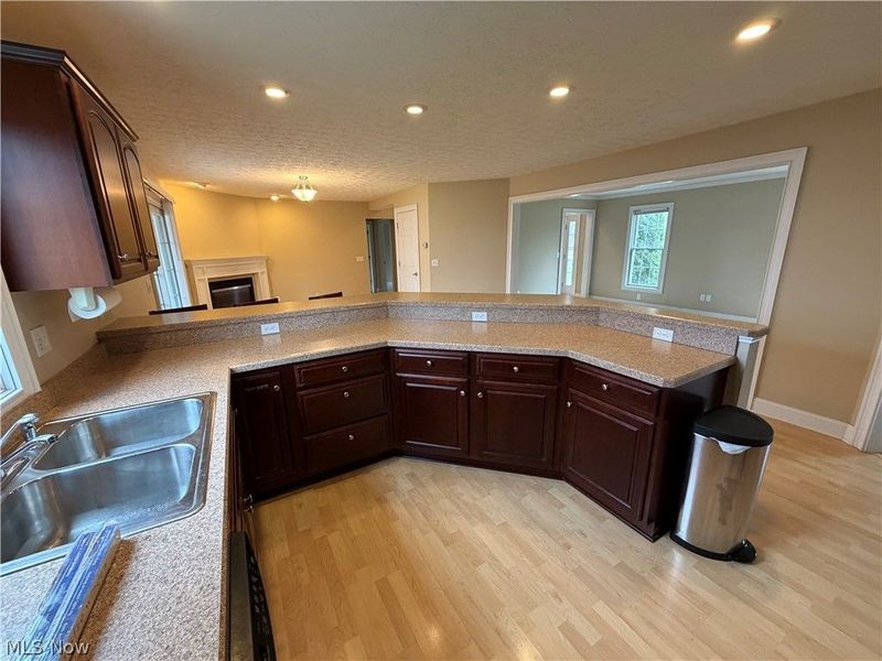 33160 Electric Boulevard, Avon Lake, OH 44012 Photo 13