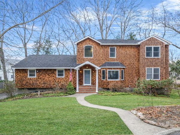 108 Dogwood Road, Port Jefferson, NY 11777