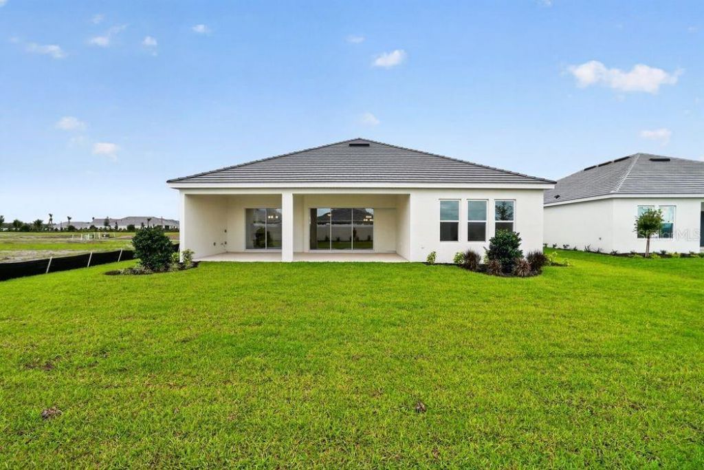 13831 Buchanan Drive, Palmetto, FL 34221 Photo