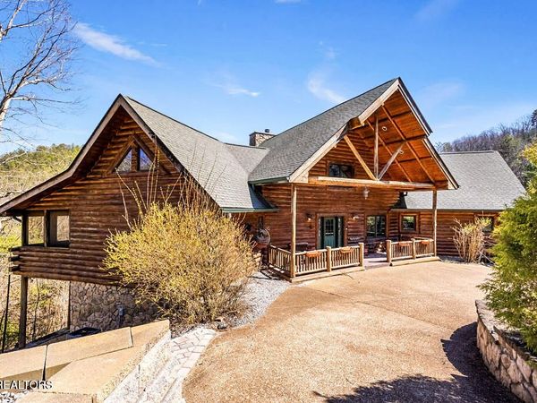 206 Cobblestone Way, Townsend, TN 37882