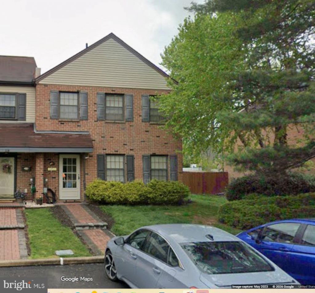 73 Coventry Lane, Langhorne, PA 19047 Main Photo