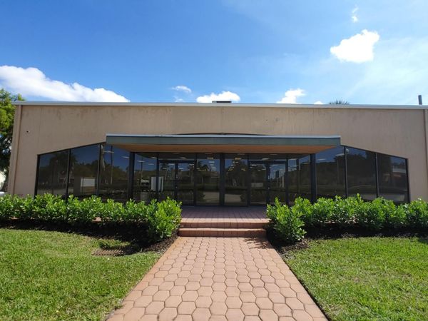 2050 N University Drive, Sunrise, FL 00000