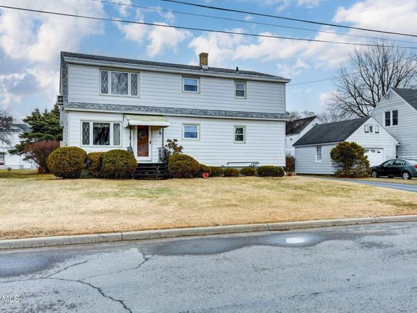 34 Cochrane Avenue, Amsterdam, NY 12010