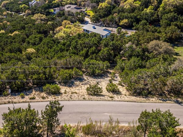 2711 Crosswind DR , Spicewood, TX 78669