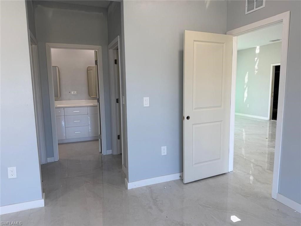 484 Westdale Ave, Lehigh Acres, FL 33972 Photo
