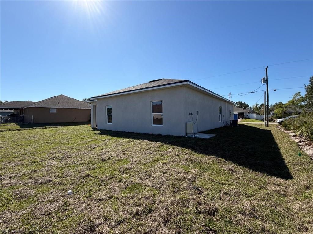 484 Westdale Ave, Lehigh Acres, FL 33972 Photo