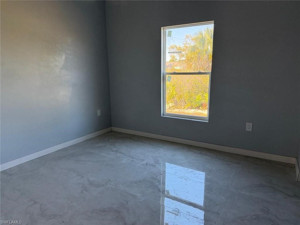 484 Westdale Ave, Lehigh Acres, FL 33972 Photo