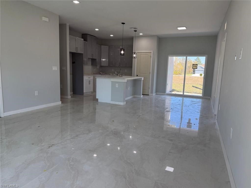 484 Westdale Ave, Lehigh Acres, FL 33972 Photo