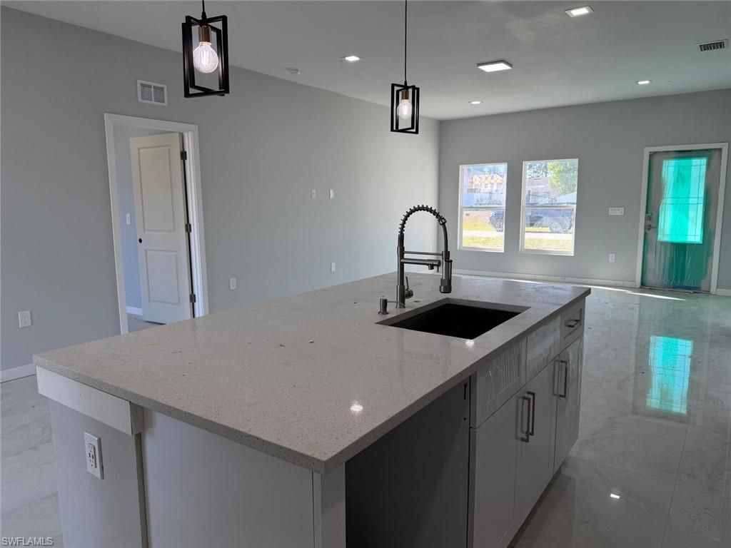 484 Westdale Ave, Lehigh Acres, FL 33972 Photo