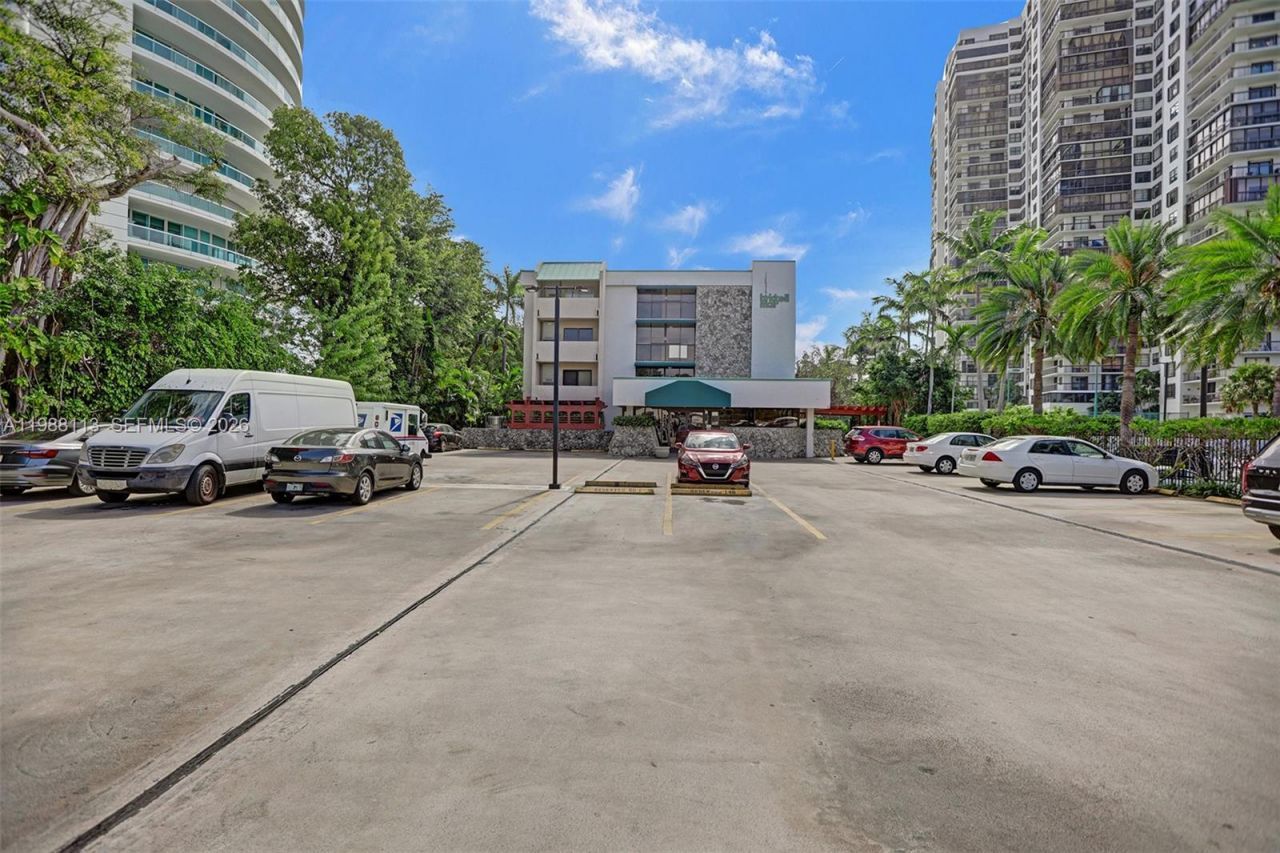 2201 Brickell Ave, Unit 97, Miami, FL 33129 Photo