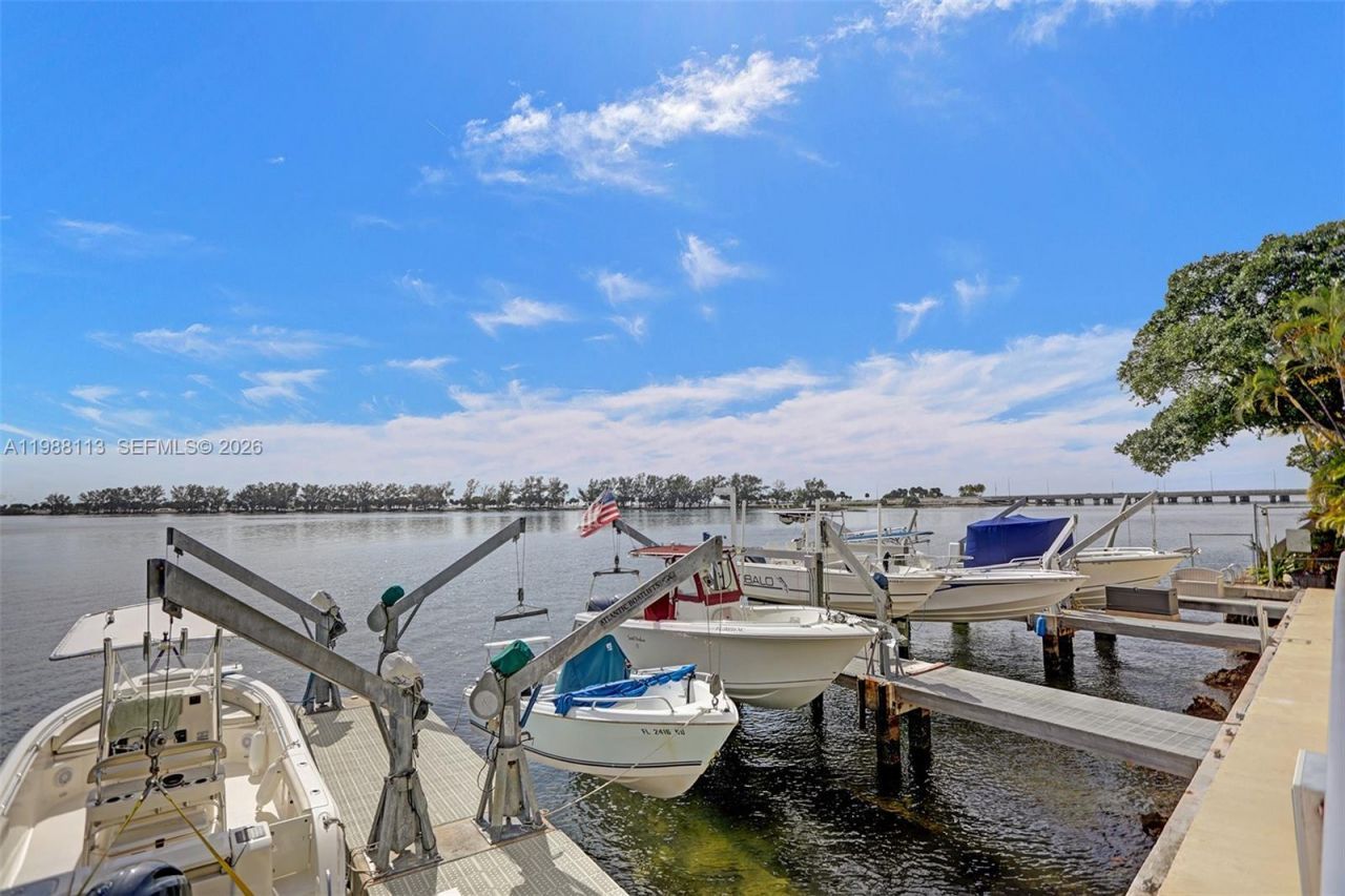 2201 Brickell Ave, Unit 97, Miami, FL 33129 Photo