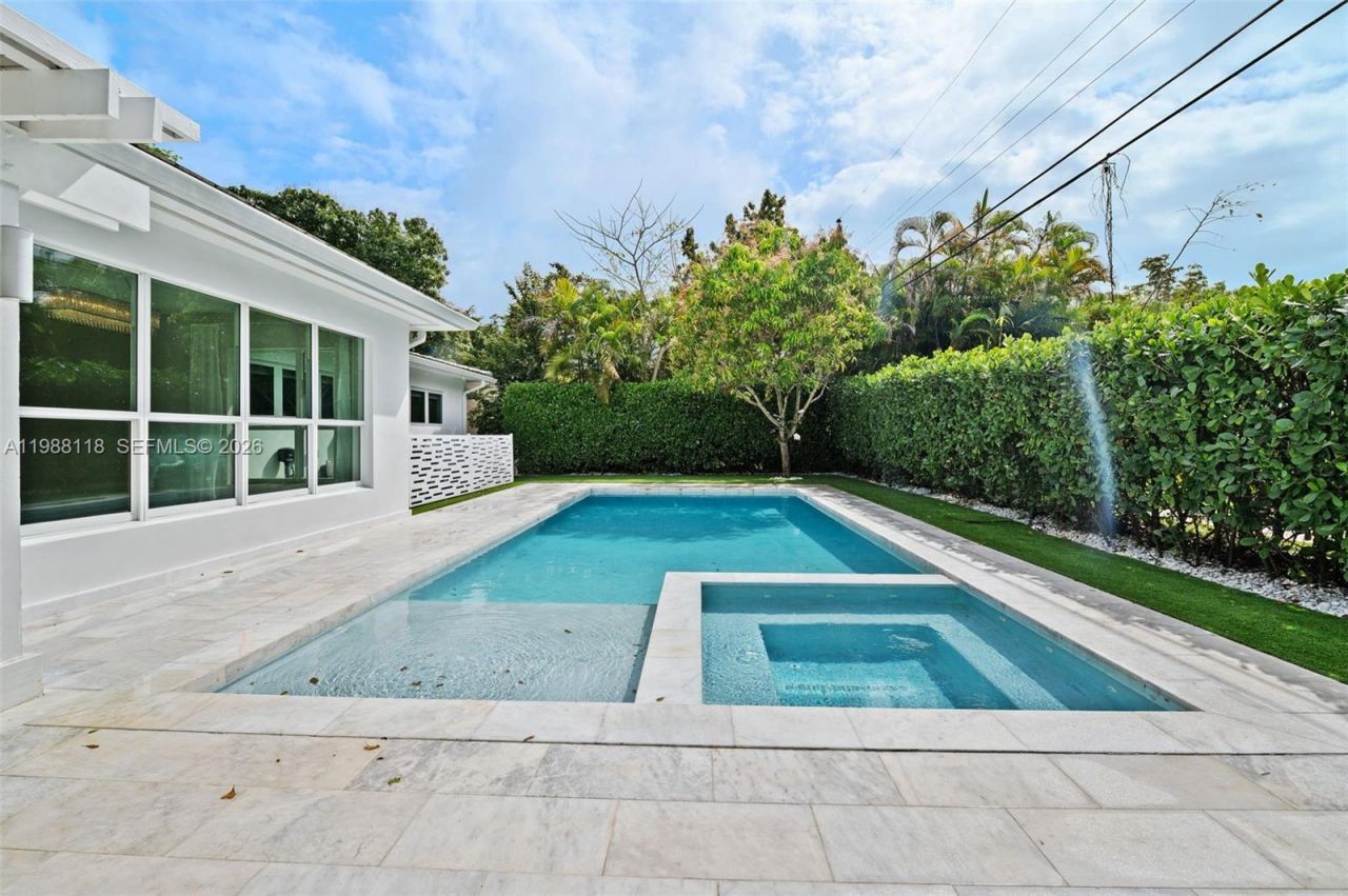 1530 Zuleta Ave, Coral Gables, FL 33146 Photo