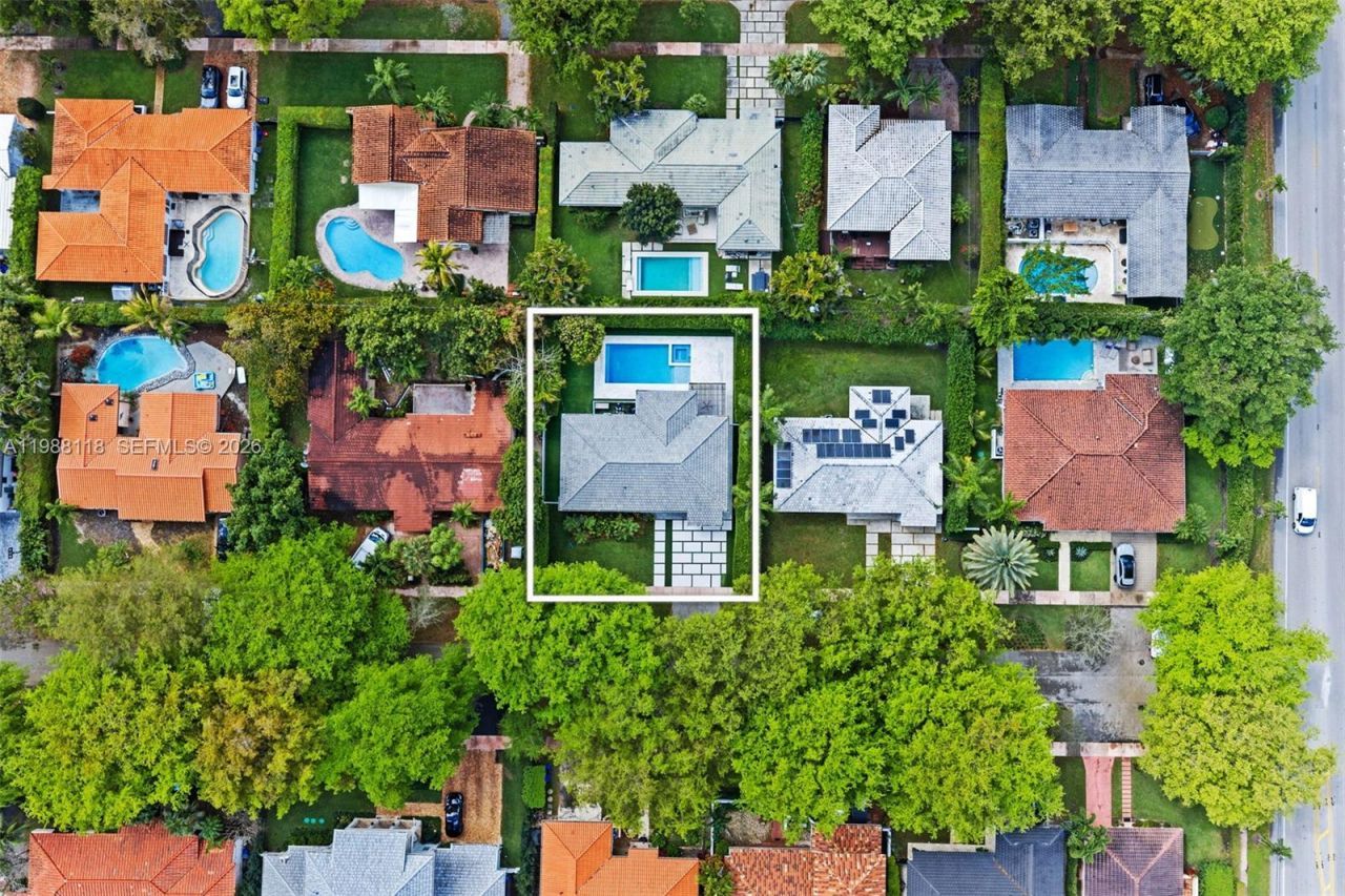 1530 Zuleta Ave, Coral Gables, FL 33146 Photo