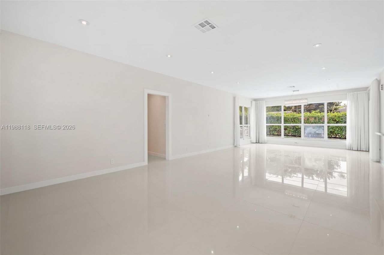 1530 Zuleta Ave, Coral Gables, FL 33146 Photo