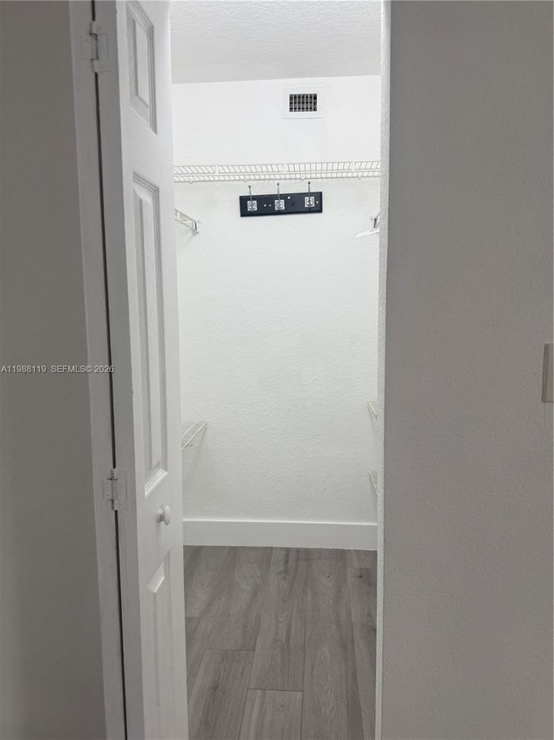 2120 W Flagler St , Unit 203, Miami, FL 33135 Photo