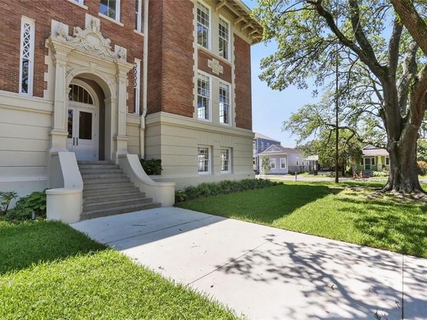 800 N RENDON Street, Unit 204, New Orleans, LA 70119