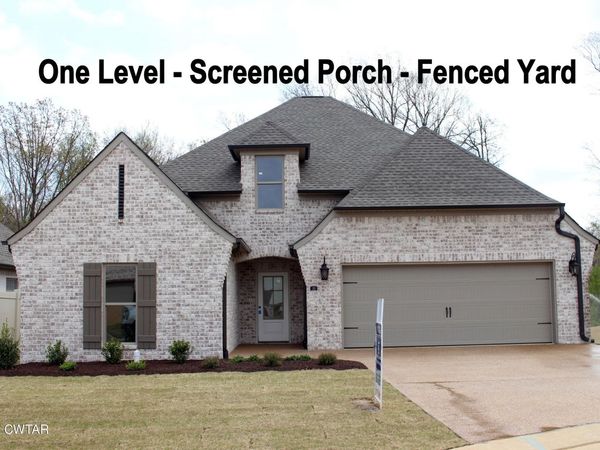 10 Emerald Breeze Drive, Jackson, TN 38305