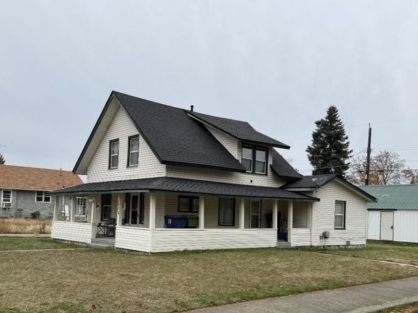 1902 W SHANNON Ave, Spokane, WA 99205