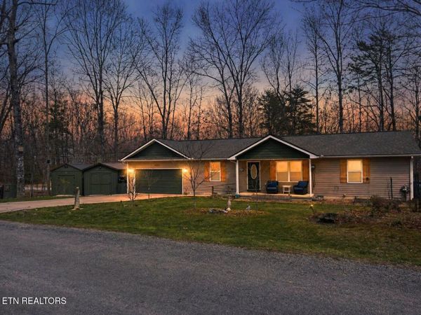 6610 Topez Drive, Crossville, TN 38572