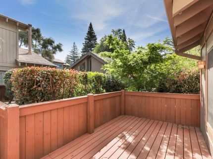 5902 Oak Ave, Carmichael, CA 95608 Photo
