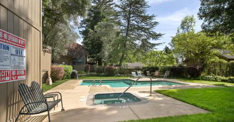 5902 Oak Ave, Carmichael, CA 95608 Photo