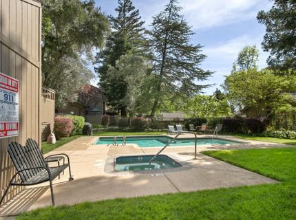 5902 Oak Ave, Carmichael, CA 95608 Photo