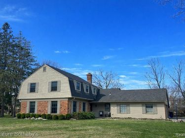 4576 Wagon Wheel Drive, Bloomfield Twp, MI 48301