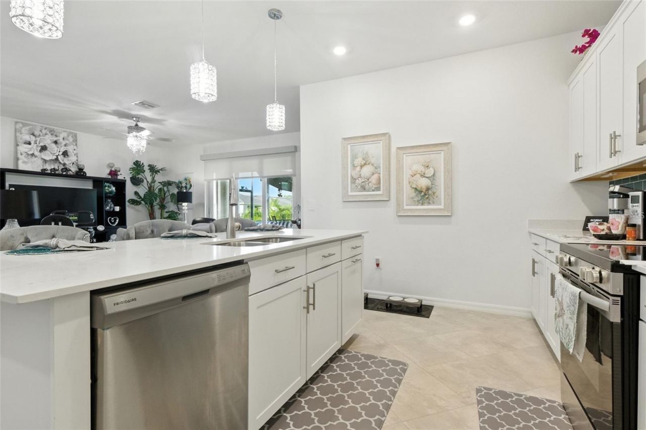 19085 Cabernet Court, Venice, FL 34293 Photo