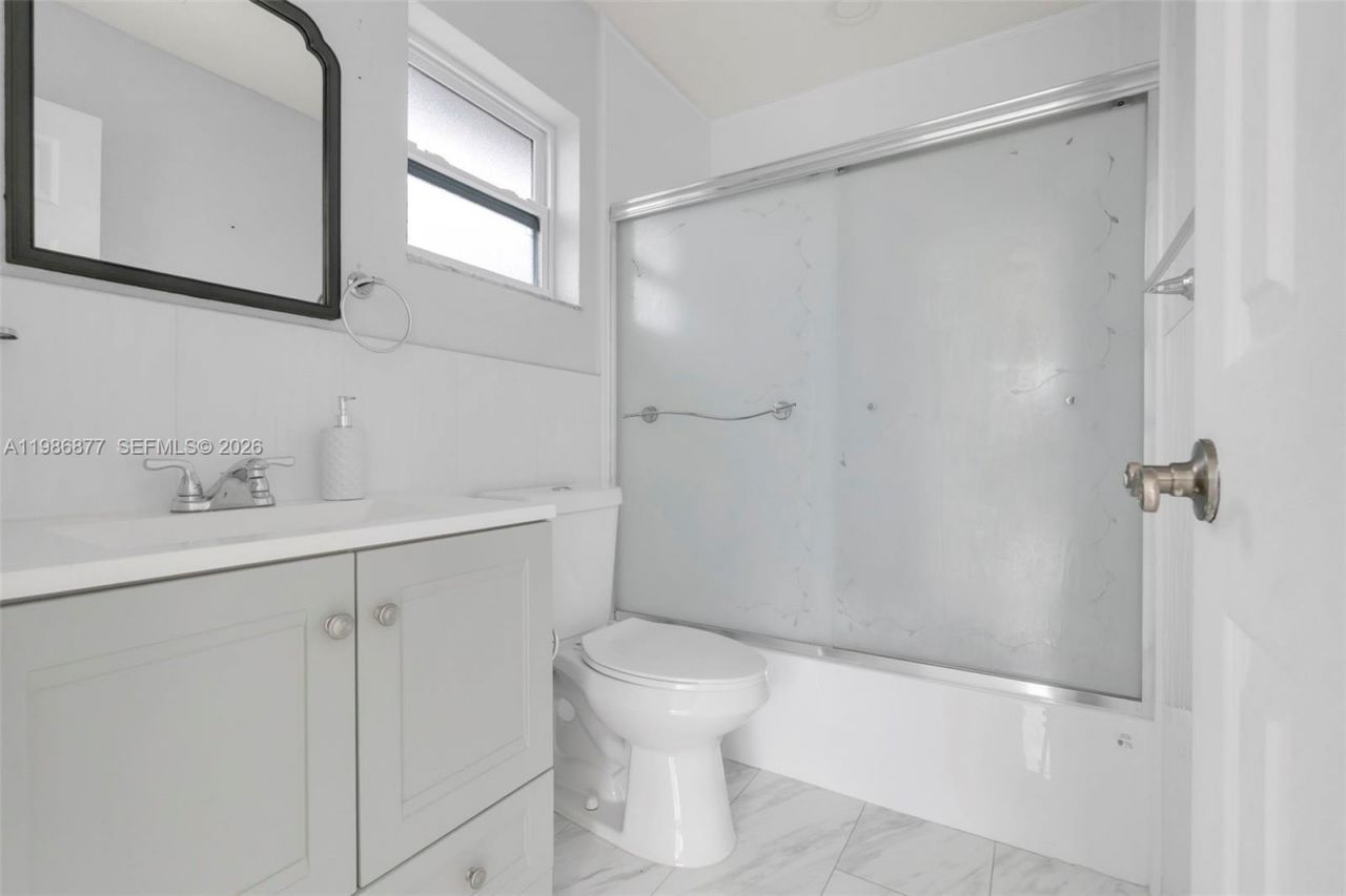 10532 SW 21st Ln, Miami, FL 33165 Photo