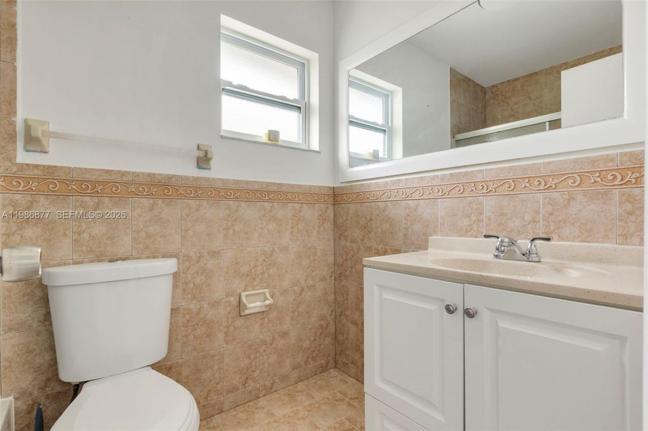 10532 SW 21st Ln, Miami, FL 33165 Photo