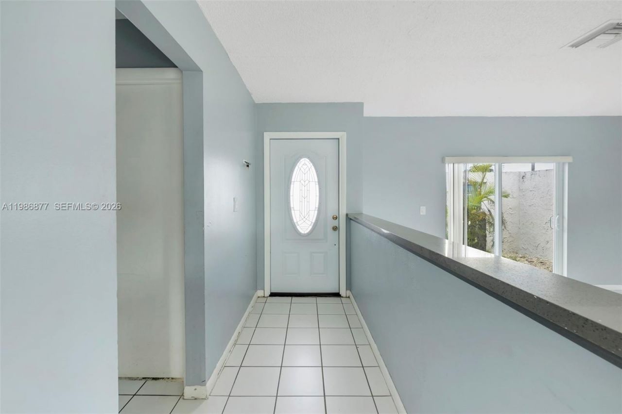 10532 SW 21st Ln, Miami, FL 33165 Photo