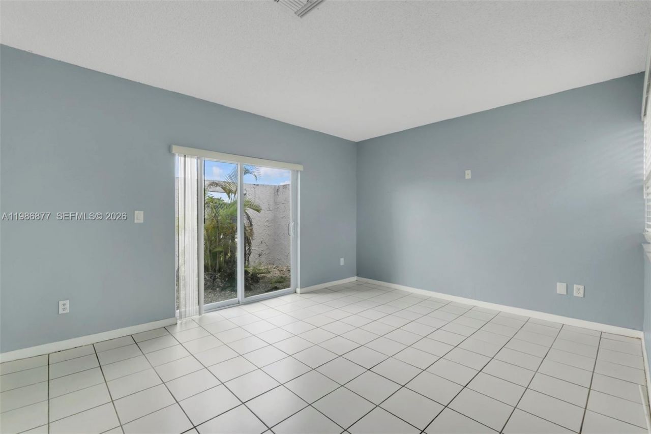 10532 SW 21st Ln, Miami, FL 33165 Photo