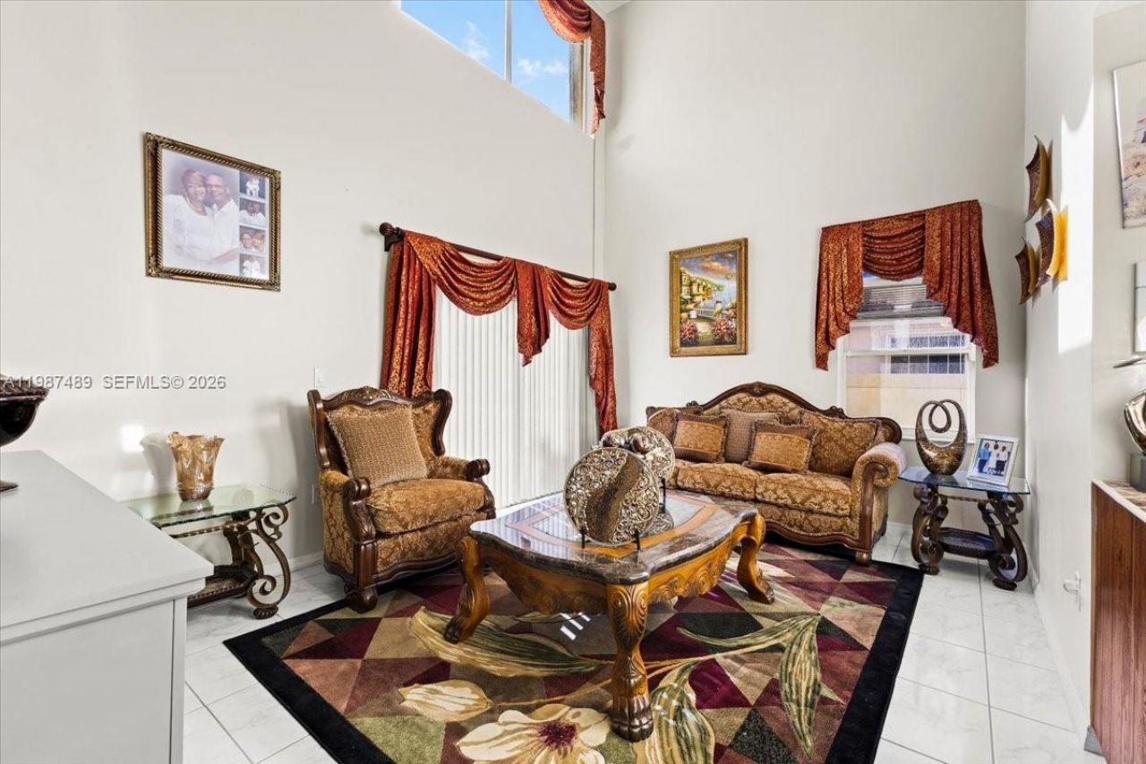 1041 NW 189th Ave , Pembroke Pines, FL 33029 Photo