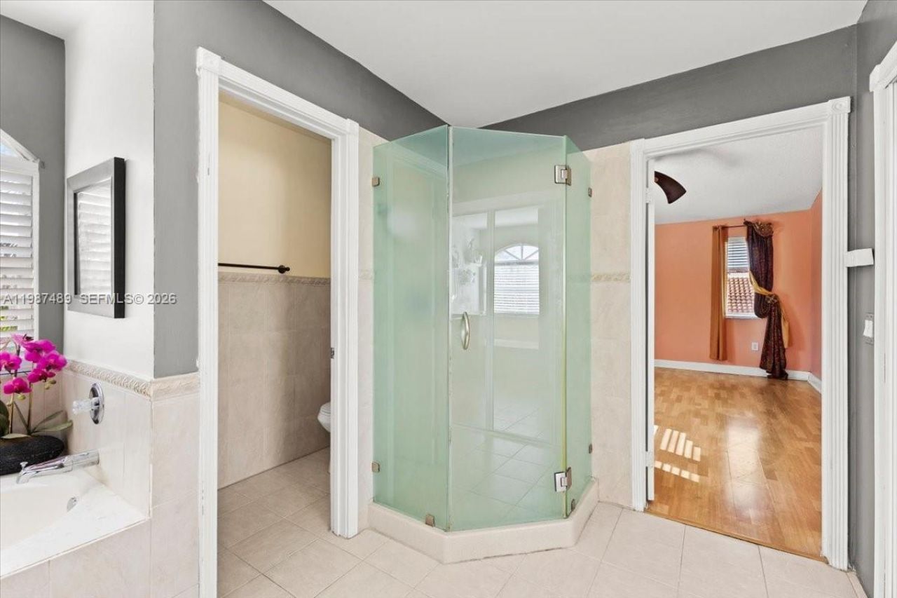 1041 NW 189th Ave , Pembroke Pines, FL 33029 Photo