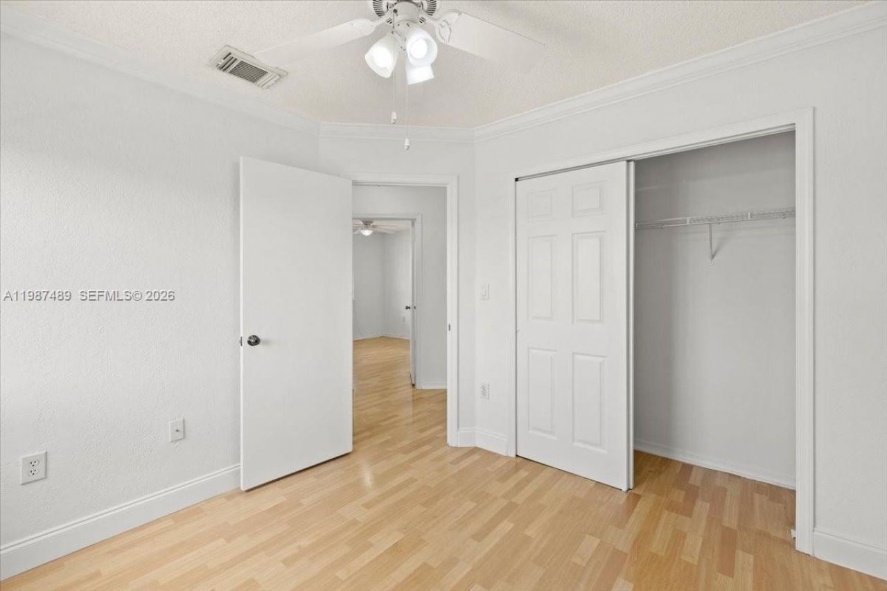 1041 NW 189th Ave, Pembroke Pines, FL 33029 Photo