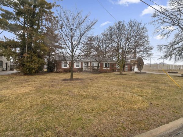 26204 Doxtator Street, Dearborn Heights, MI 48127