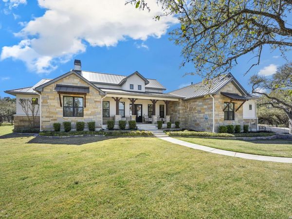 979 Belle Oaks, Bulverde, TX 78163