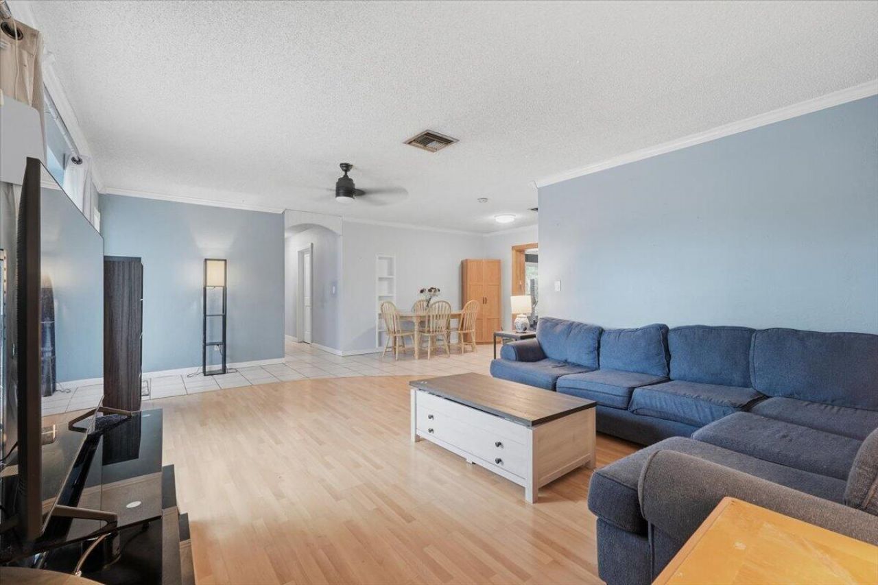 330 SE 6th Street, Pompano Beach, FL 33060 Photo