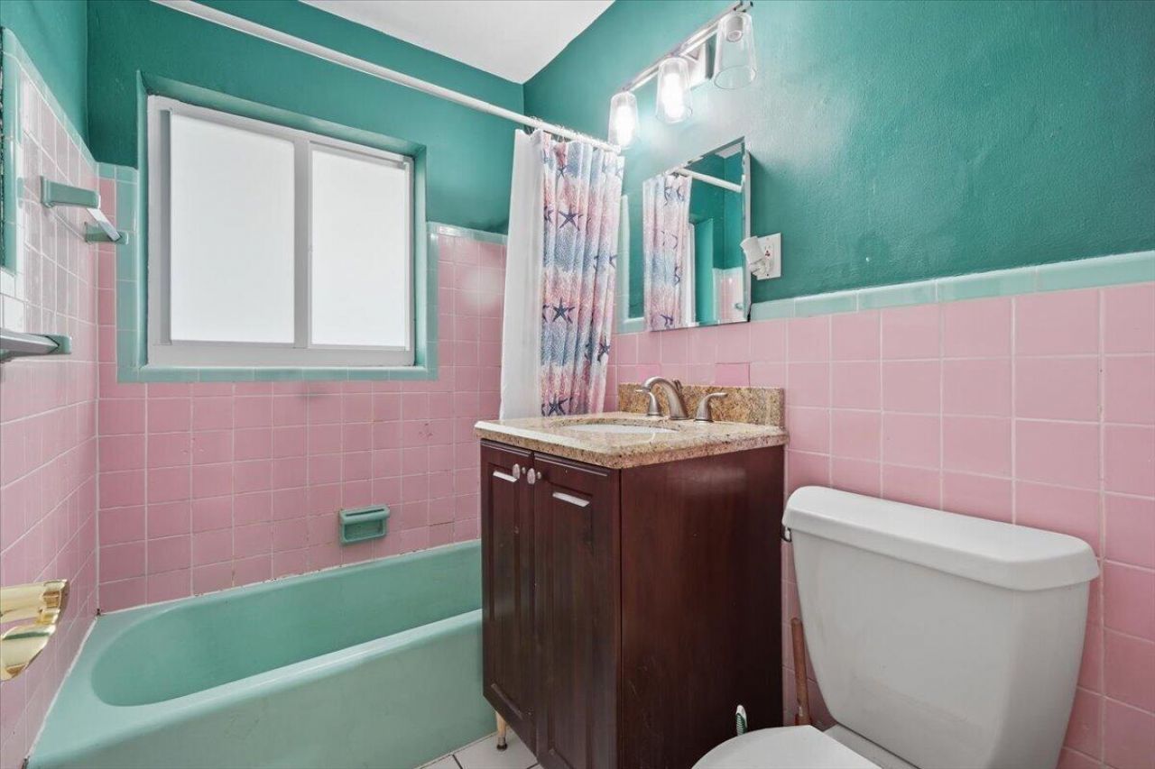 330 SE 6th Street, Pompano Beach, FL 33060 Photo