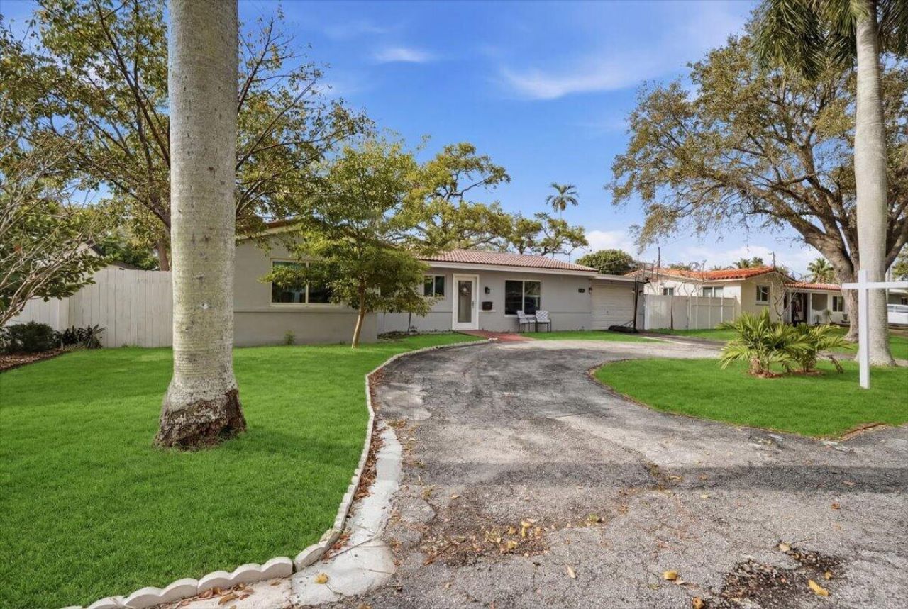 330 SE 6th Street, Pompano Beach, FL 33060 Photo