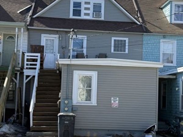 11 Amory St, Nashua, NH 03060