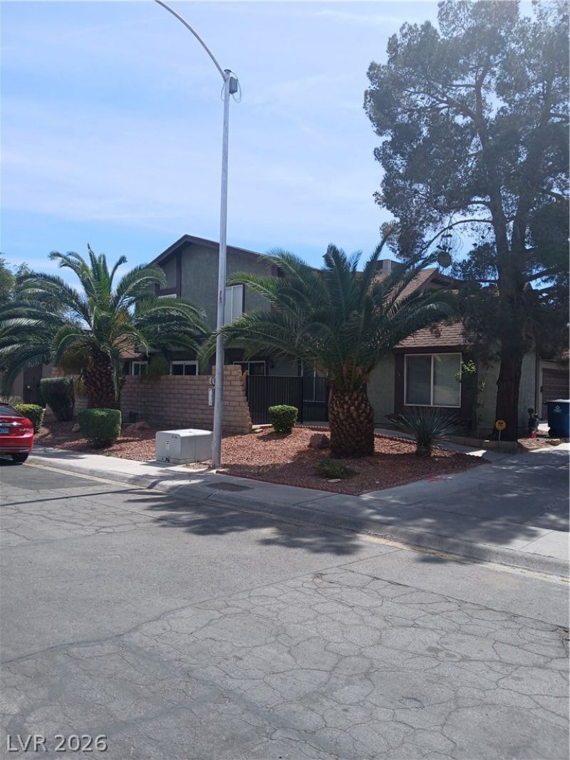 4529 Del Oro Drive, Las Vegas, NV 89102 Main Photo