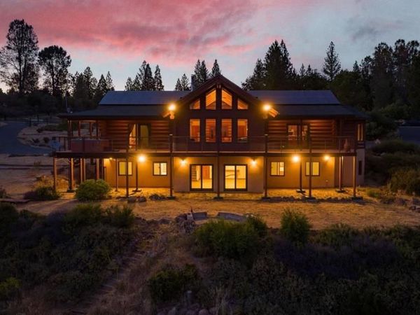 19860 Camino Del Aparicio, Fiddletown, CA 95629