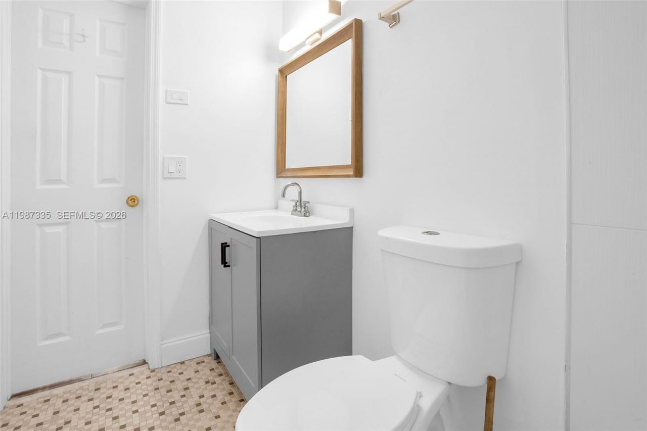 Please Call For Address, Unit 9, Hollywood, FL 33020 Photo