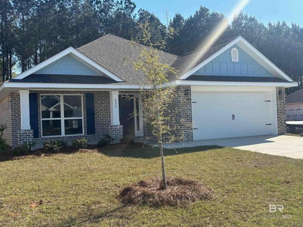 624 Mayflower Drive, Foley, AL 36535