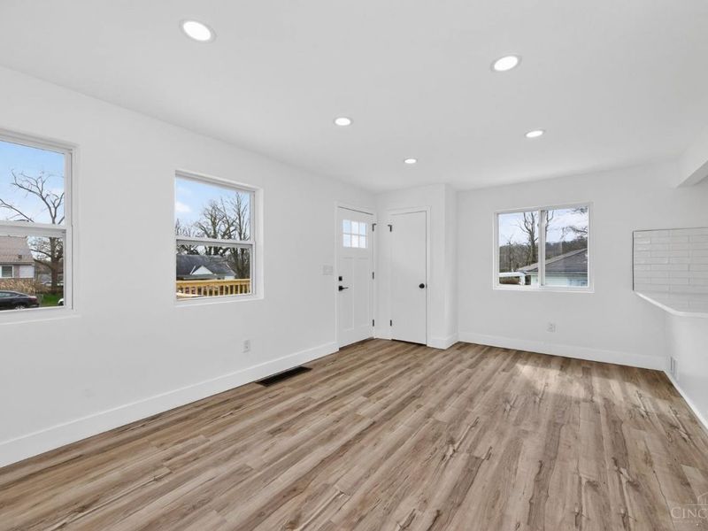 10055 Ronnie Road, Woodlawn, OH 45215 Photo 15