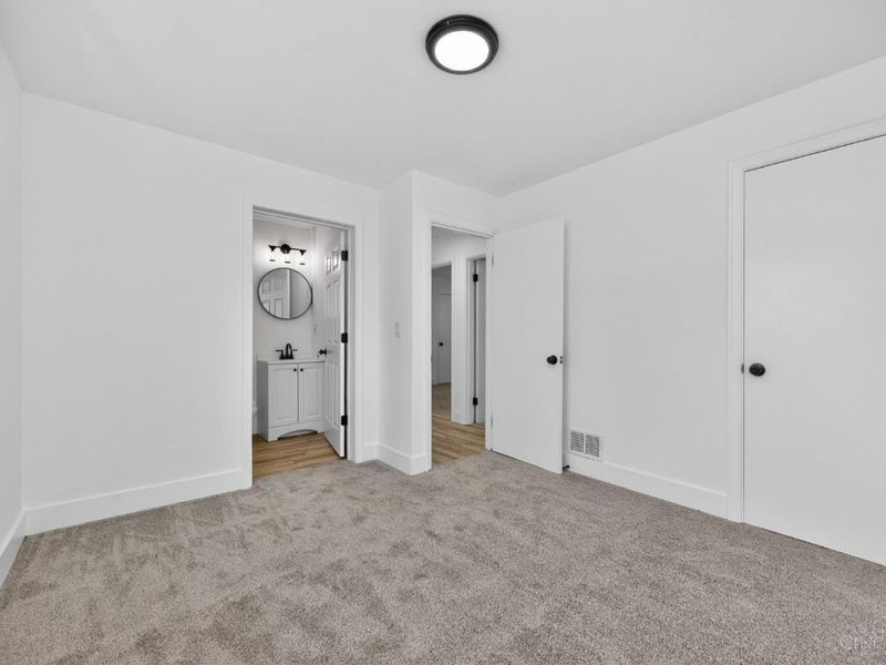 10055 Ronnie Road, Woodlawn, OH 45215 Photo 43