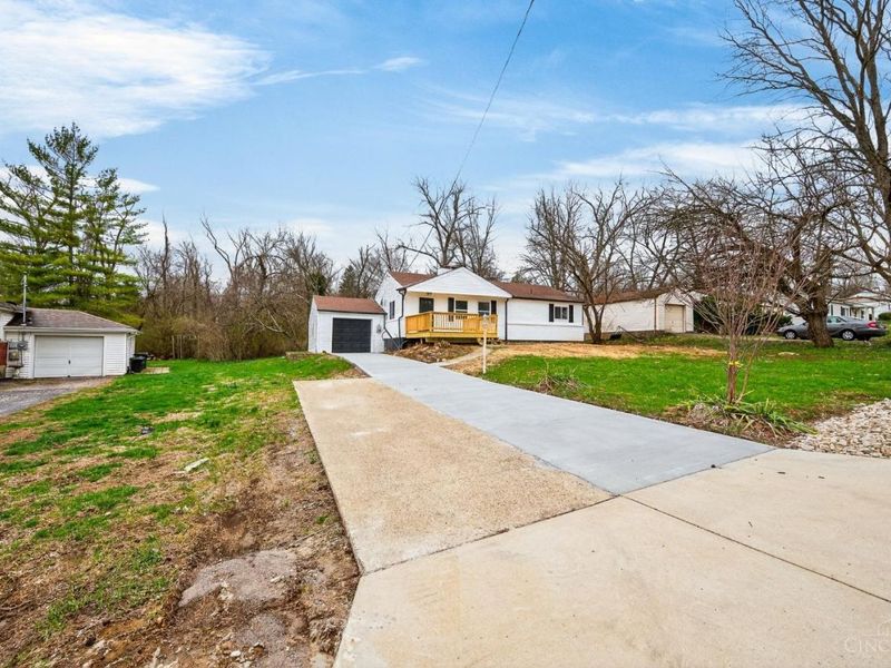 10055 Ronnie Road, Woodlawn, OH 45215 Photo 6