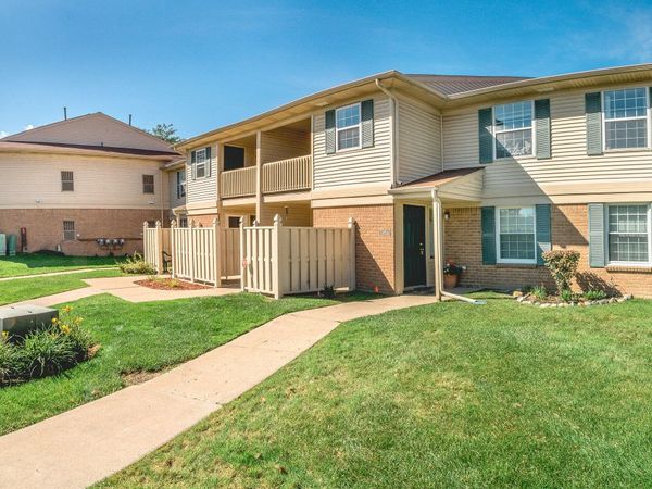 19130 Northridge Road, Northville, MI 48167