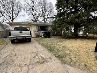 322 N SIERRA Drive, COUNCIL BLUFFS, IA 51503